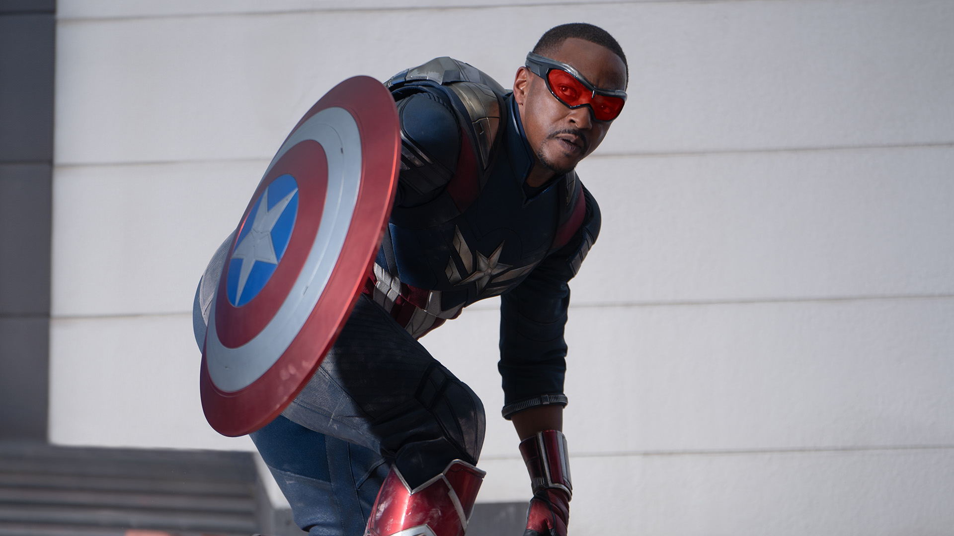 Captain America: Brave New World - Se filmen i IMAX for å få en eksklusiv bagasjetagg!